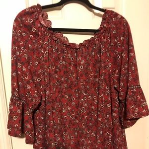 Jones & Co Women’s Top